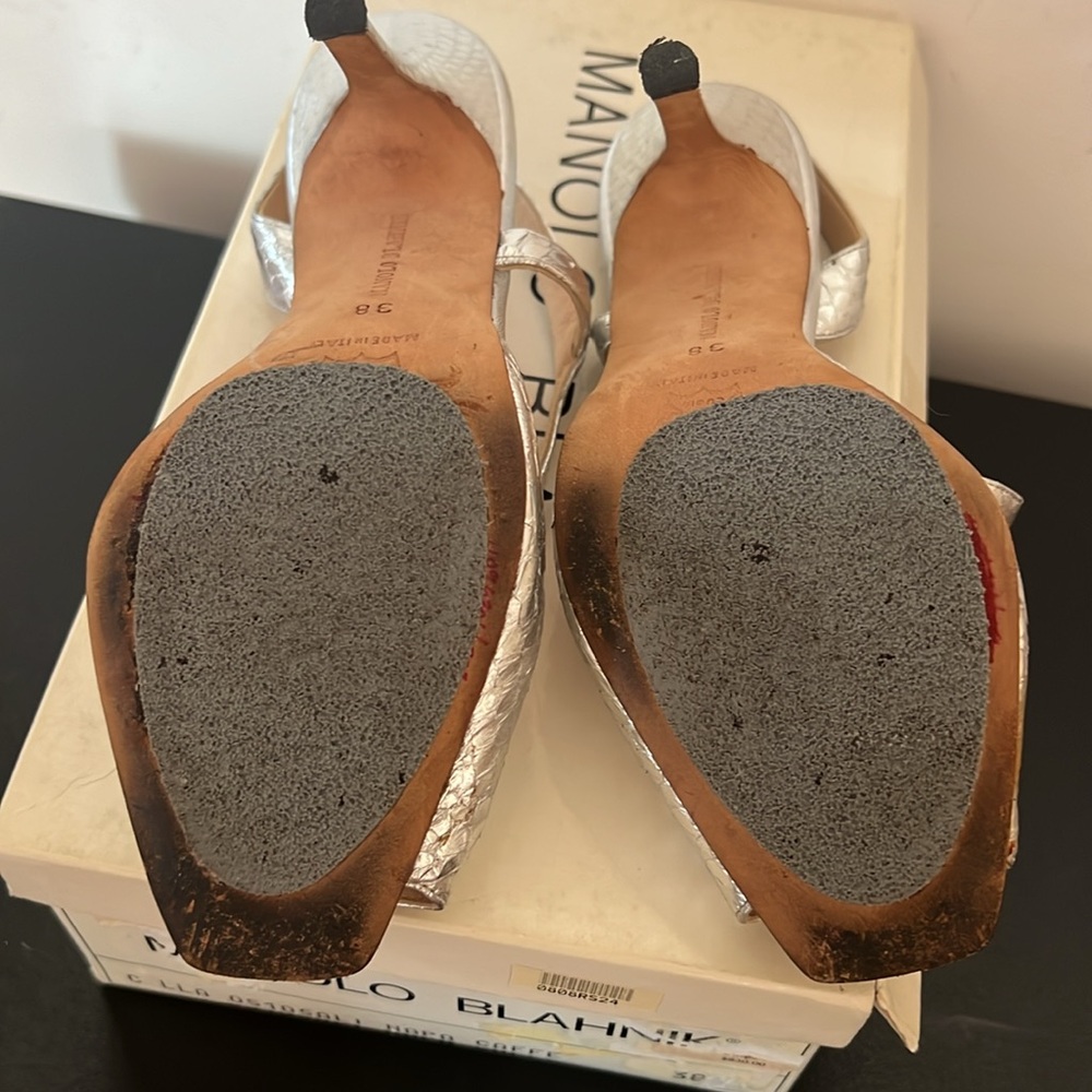 Manolo Blanhik Snake Skin Italy Size 38 Box Dust Bag Silver heel SHOES AUTHENTIC - Picture 9 of 9